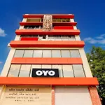 Hotel O Royal Inn